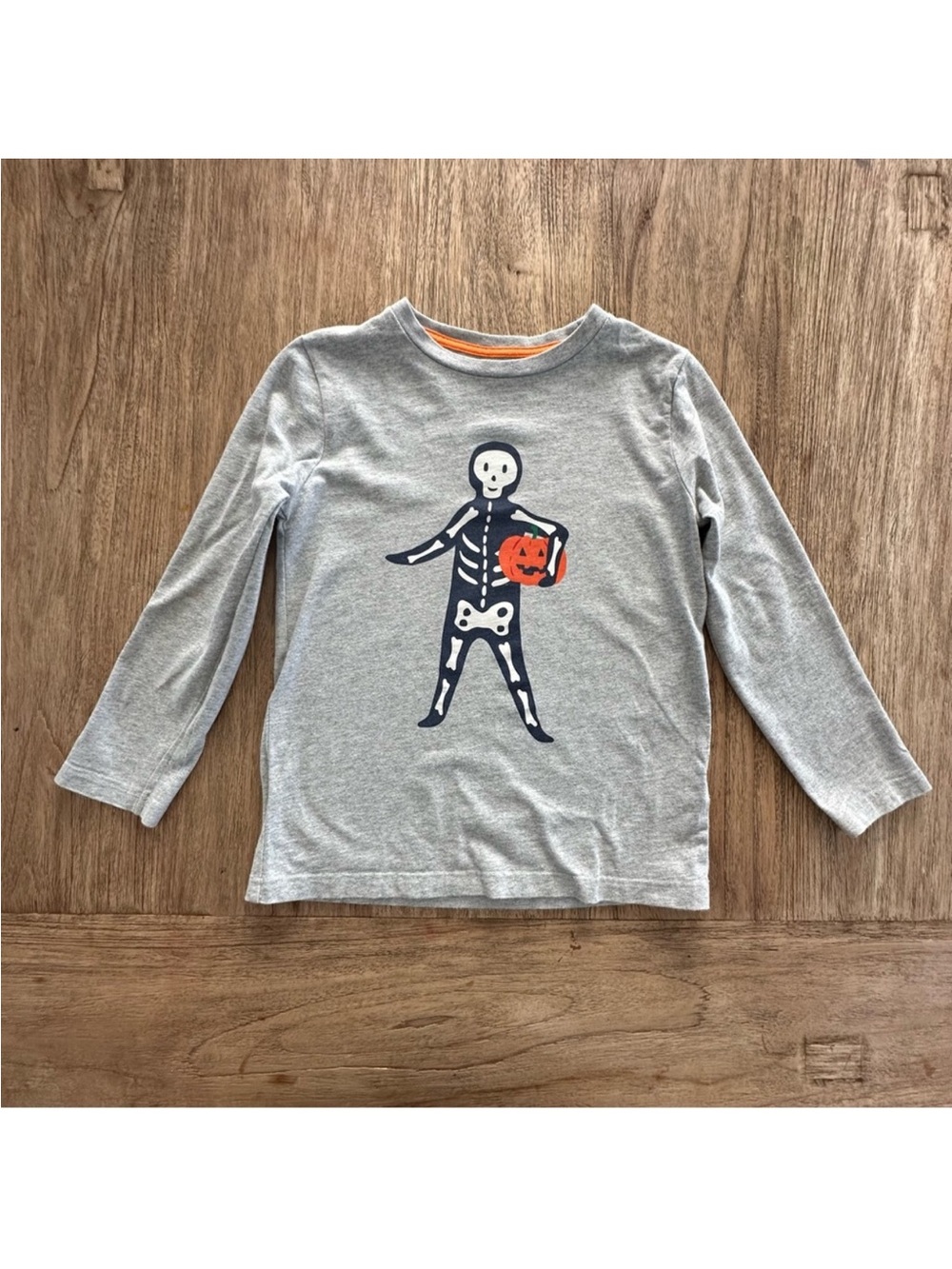 Halloween Shirt with Skeleton and
Jack-O'-Lantern (6-7Y)